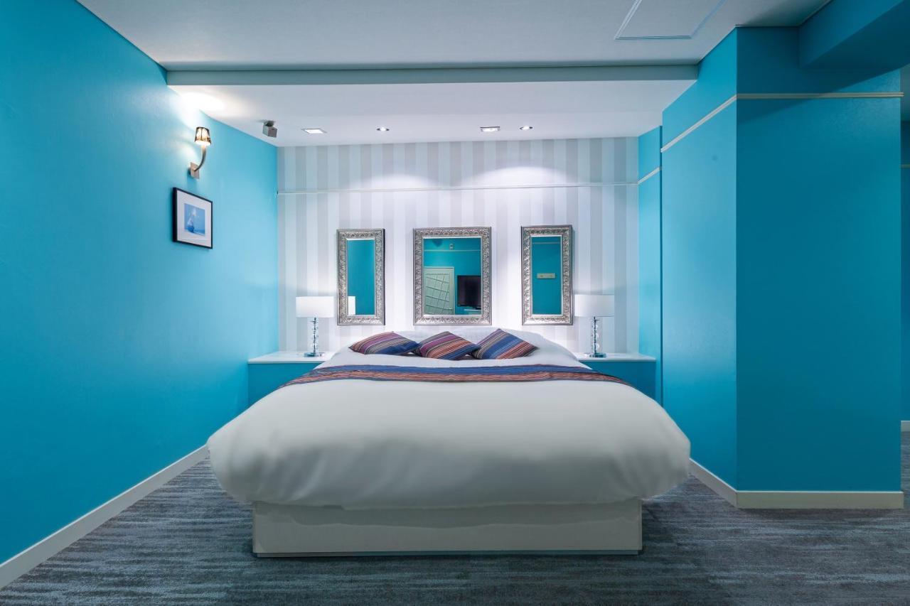 Hotel Love Jewel Кіта-Кюшю Екстер'єр фото